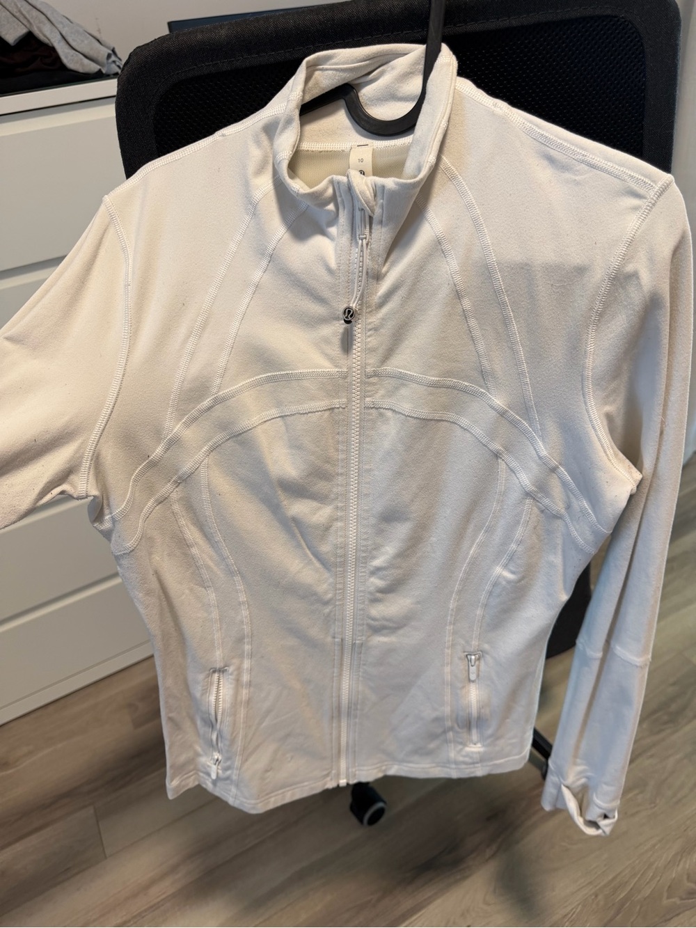Lululemon Define Jacket Original Style – White – Size 10